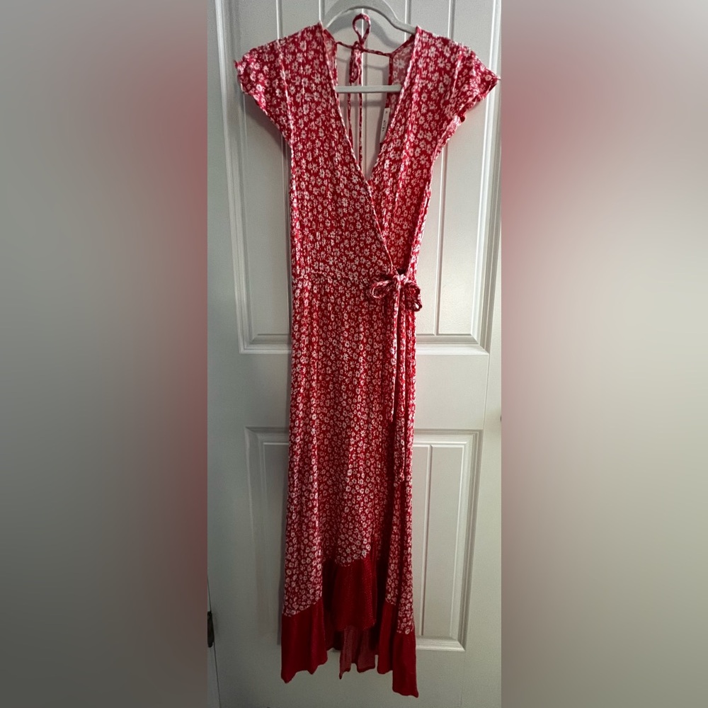 Le Lis red floral dress